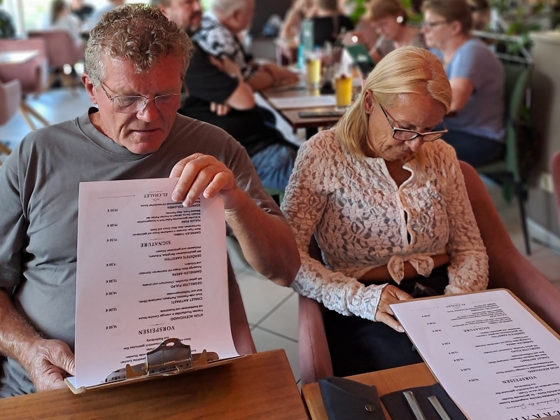Größer anzeigen...
